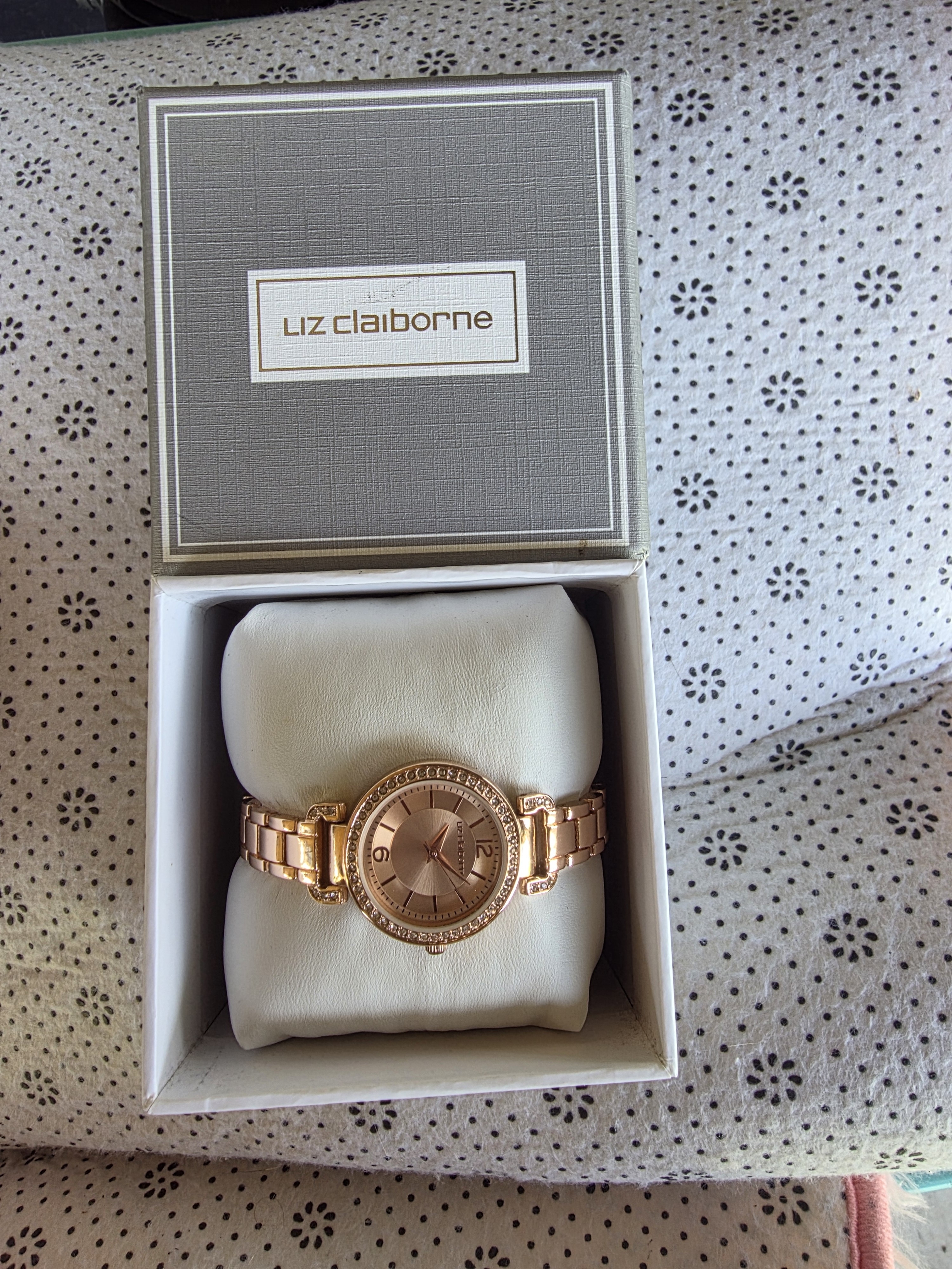 Liz Claiborne Gray And White Branded Watch Box Set